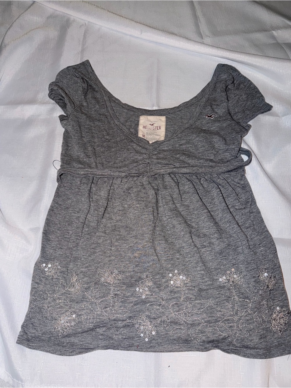 Hollister y2k Gray Short Sleeve Embellished Tunic Top